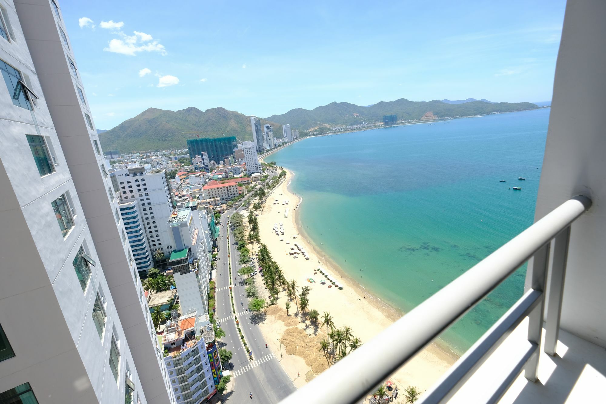 Sunrise Hon Chong Ocean View Apartment نها ترانج المظهر الخارجي الصورة